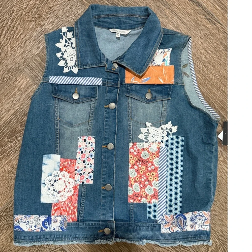 John Mark NWT Women's Denim Vest Size M‎ Embroidered Patchwork Lace Floral Boho